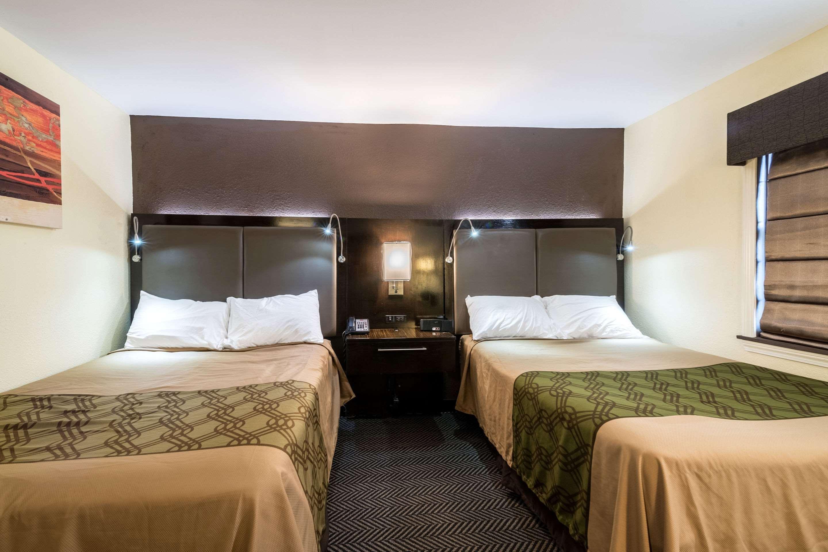 Econo Lodge Rutland City Near Hwy 7 Exteriér fotografie