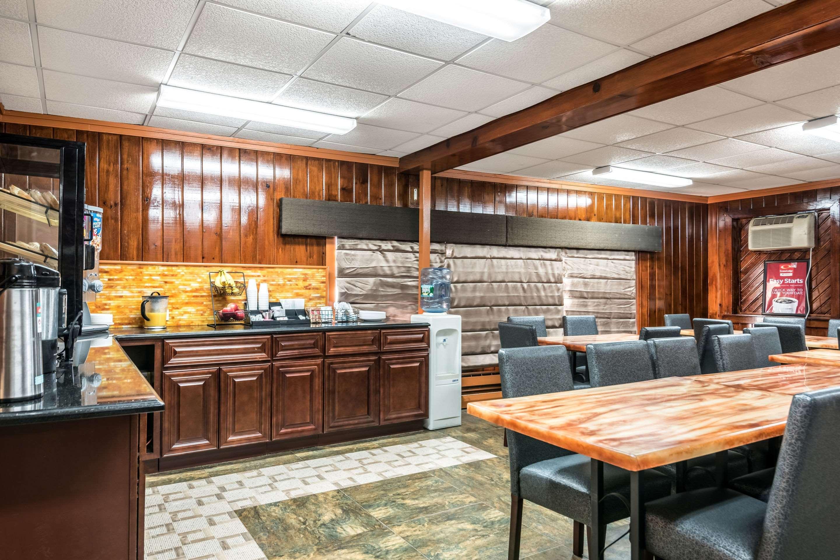 Econo Lodge Rutland City Near Hwy 7 Exteriér fotografie