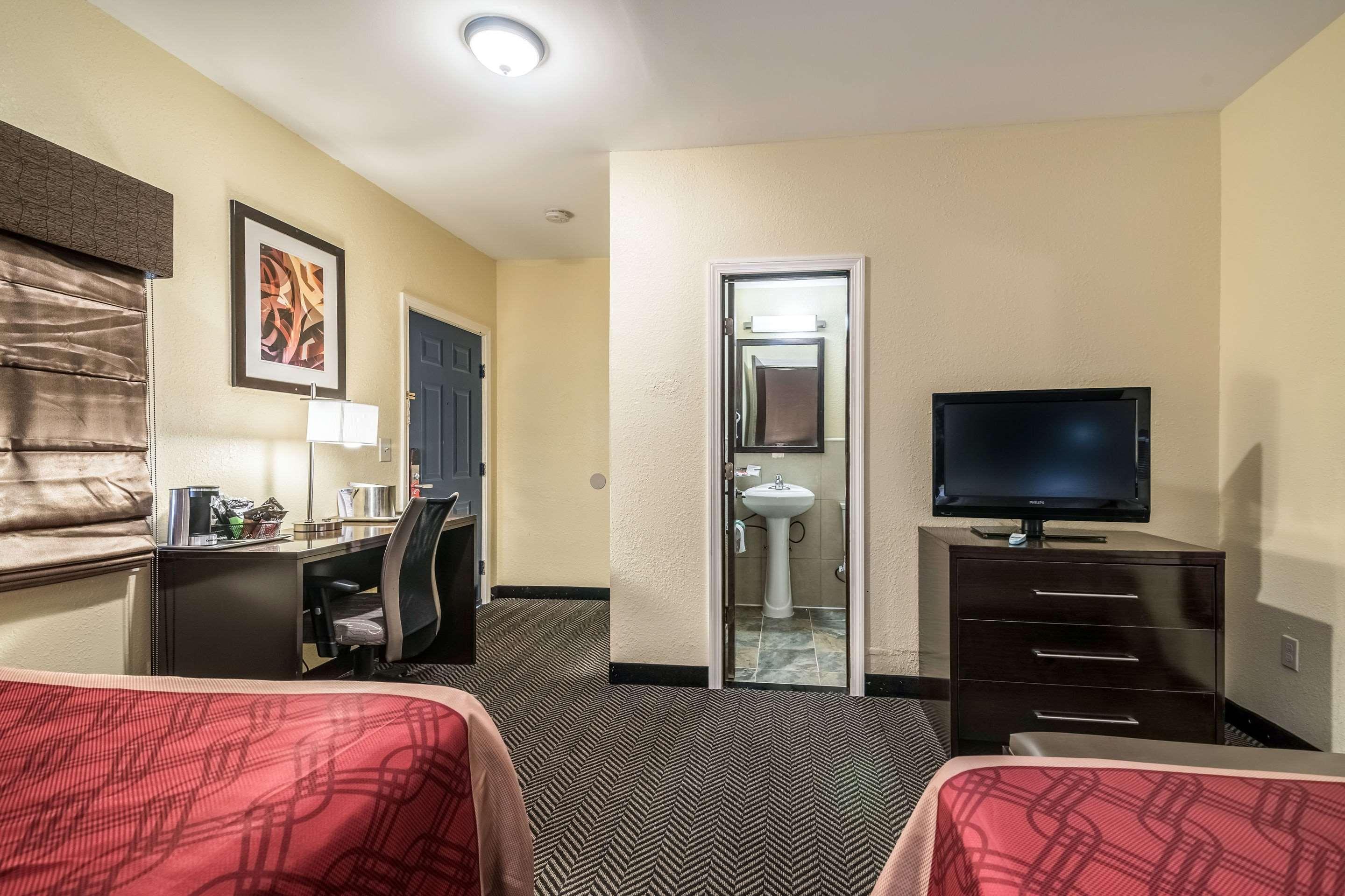 Econo Lodge Rutland City Near Hwy 7 Exteriér fotografie