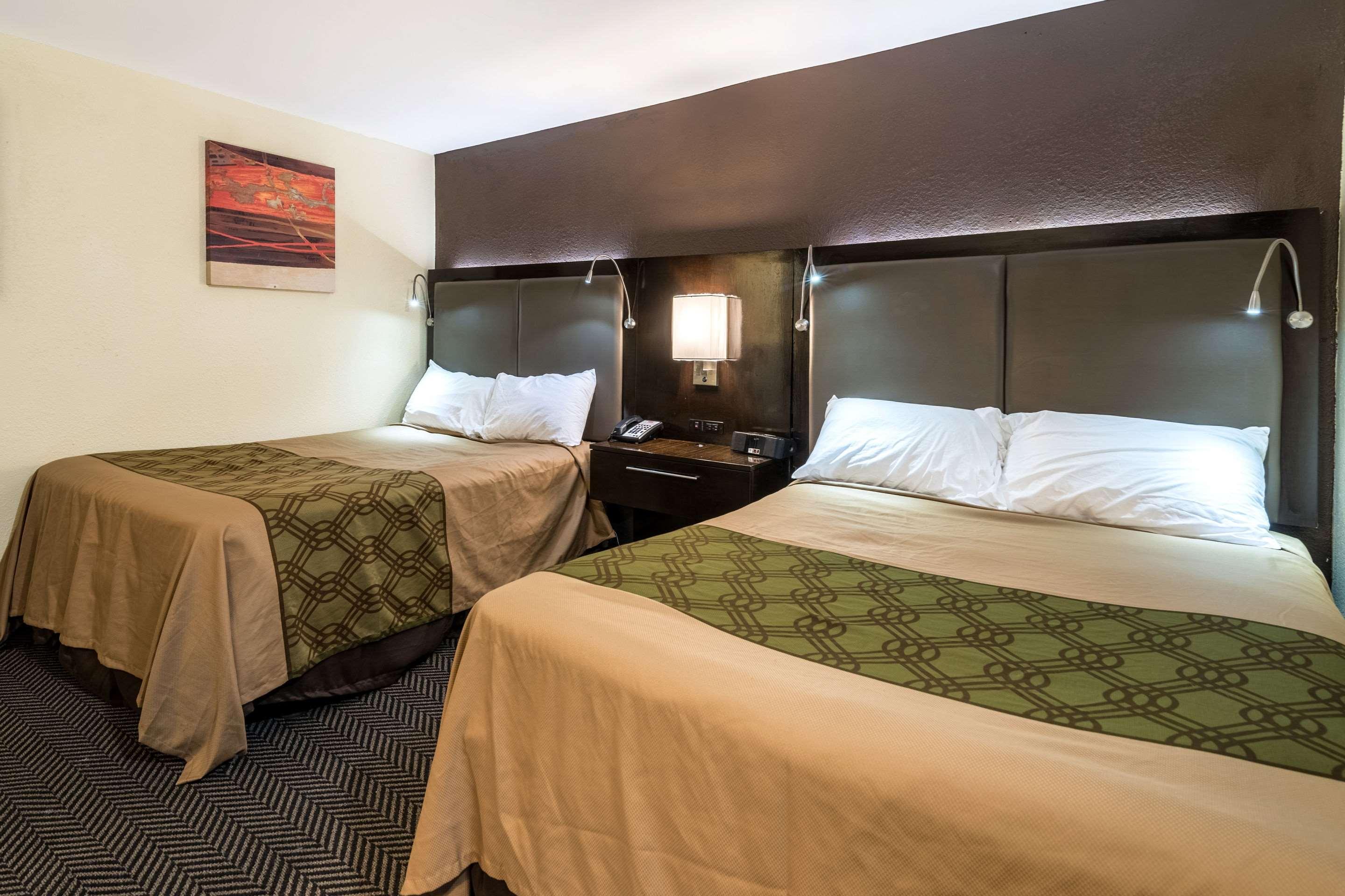 Econo Lodge Rutland City Near Hwy 7 Exteriér fotografie