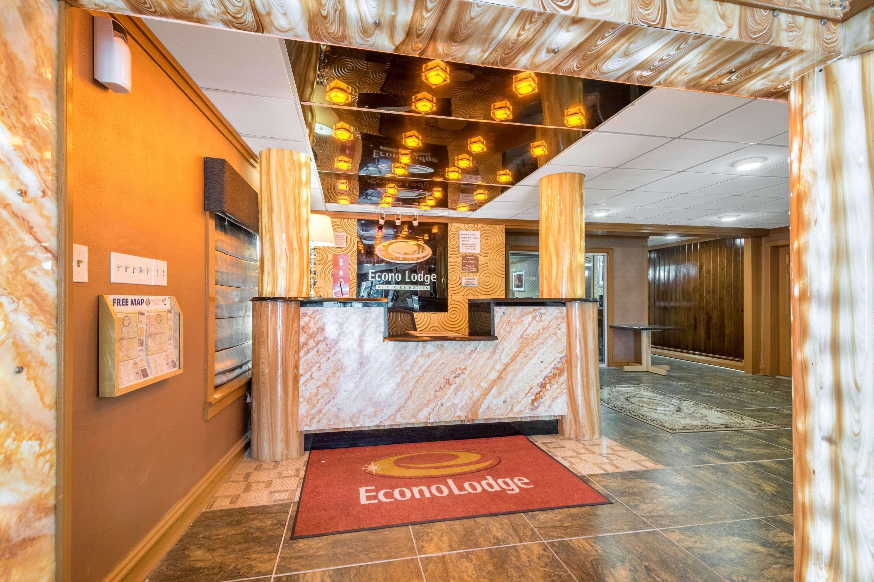 Econo Lodge Rutland City Near Hwy 7 Exteriér fotografie